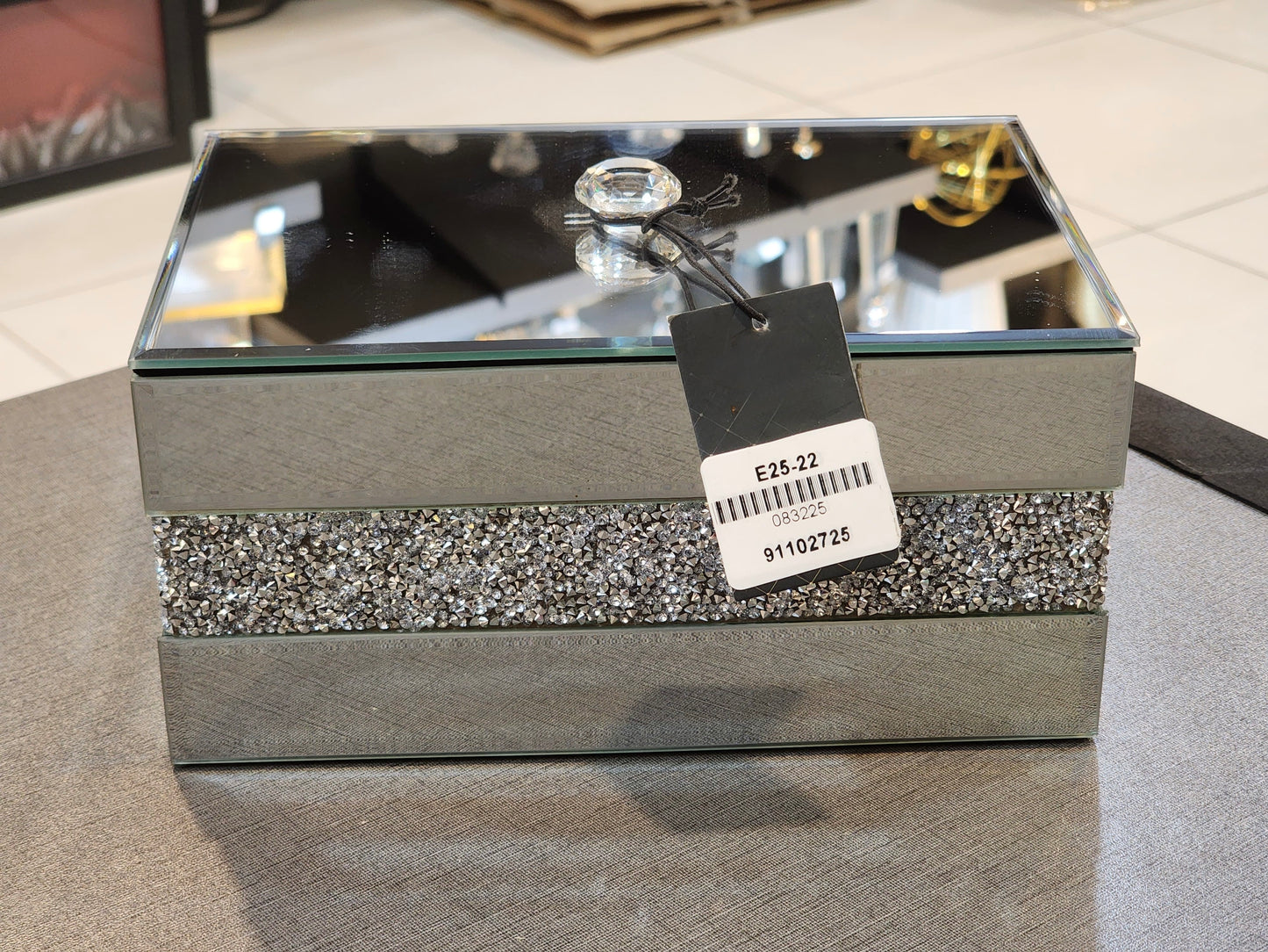 Elegant Mirrored Jewelry Box with Crystal Accent