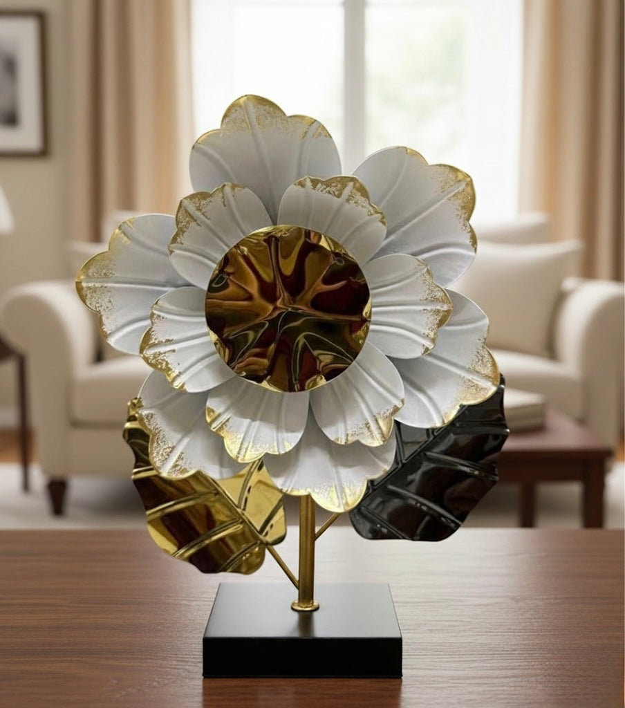 Metal Flower Tabletop Motives Showpiece