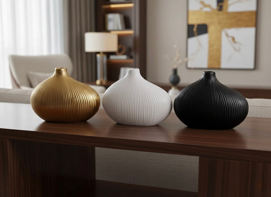 Modern Ribbed Onion Shell-Shaped Decorative Vases