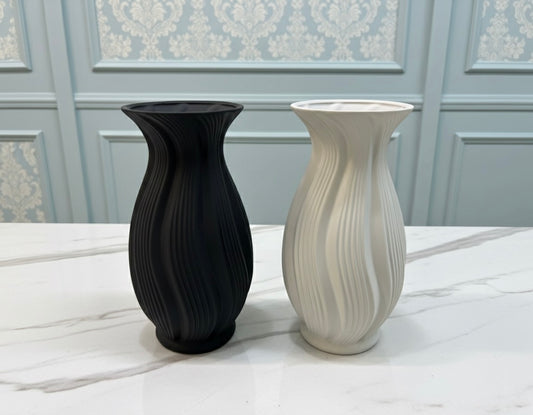 MODERN WHITE & BLACK CERAMIC VASE FOR LUXURY VILLA DECOR
