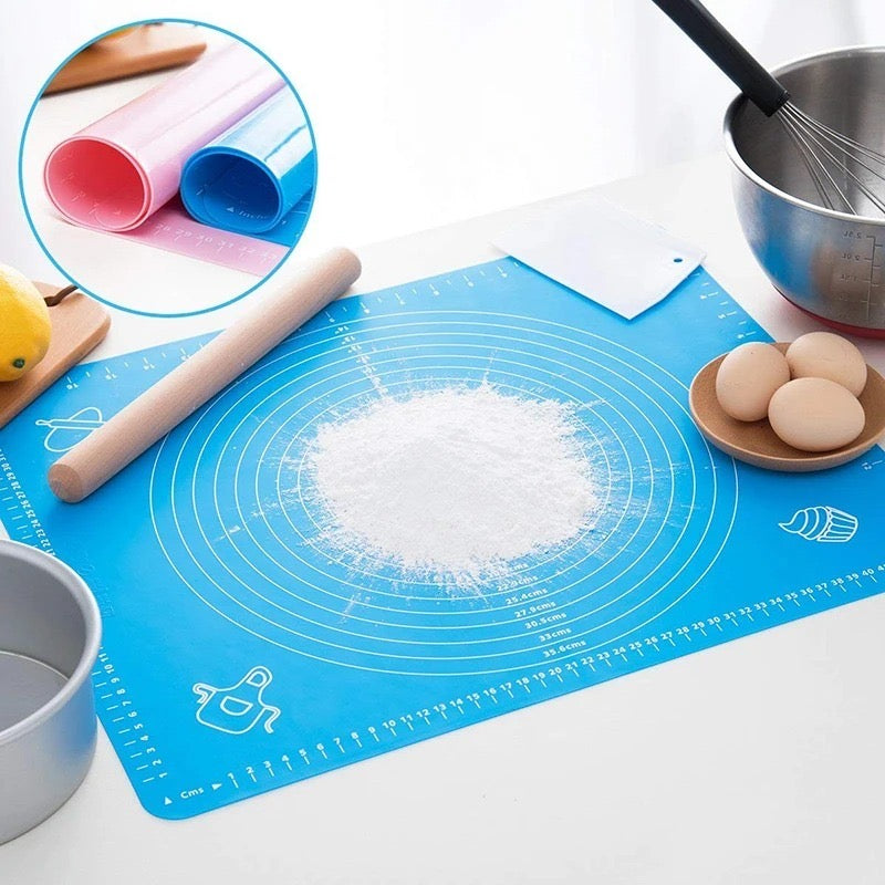 Silicone Baking Mat Kneading Dough Mat (Random Color)