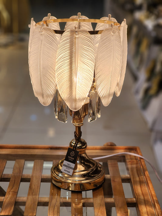 Elegant Feather-Style Crystal Table Lamp