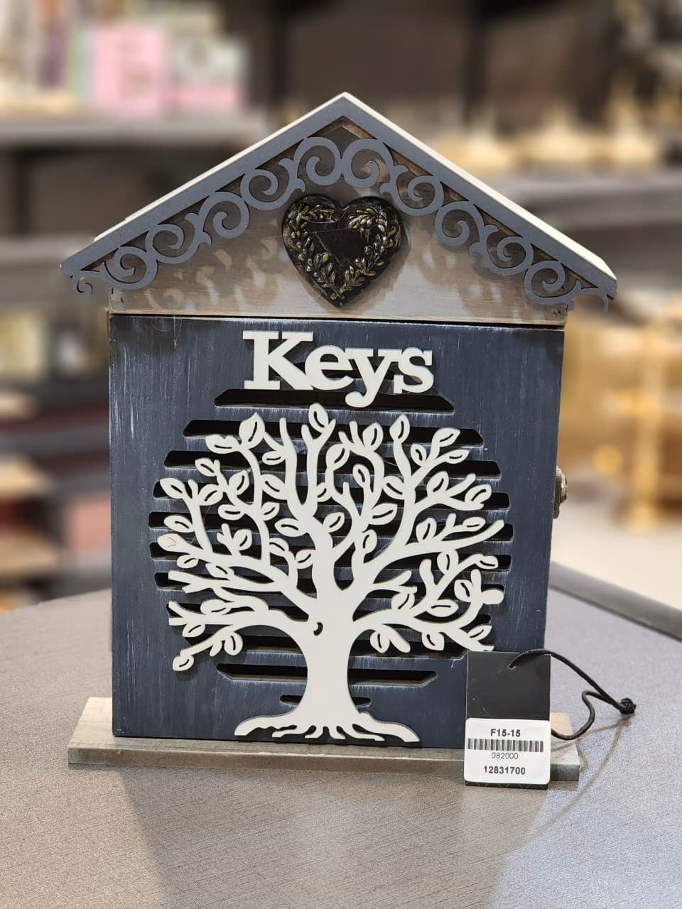 Wooden House Design Key Holder Showpiece