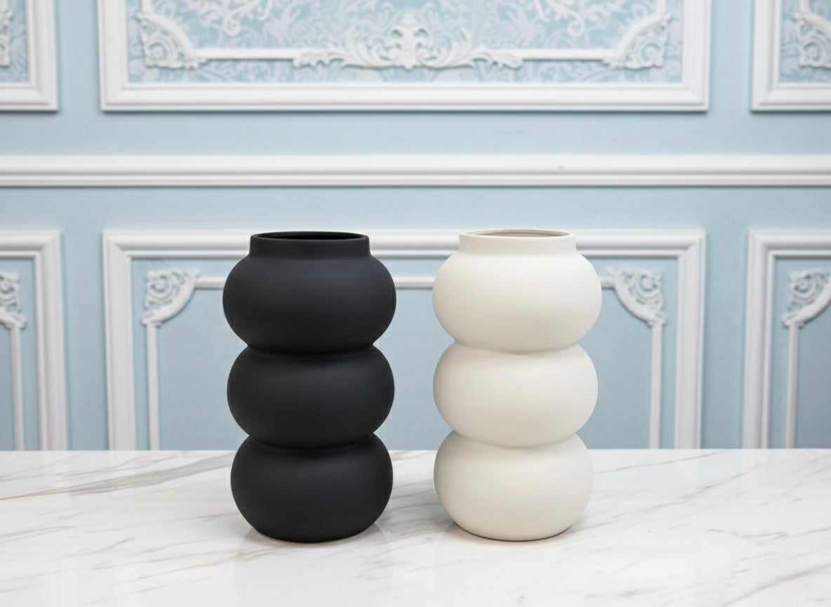 MODERN WHITE & BLACK CERAMIC VASE FOR LUXURY VILLA DECOR