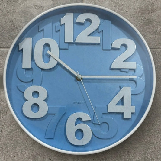 Wall Clock with 3D Numbers