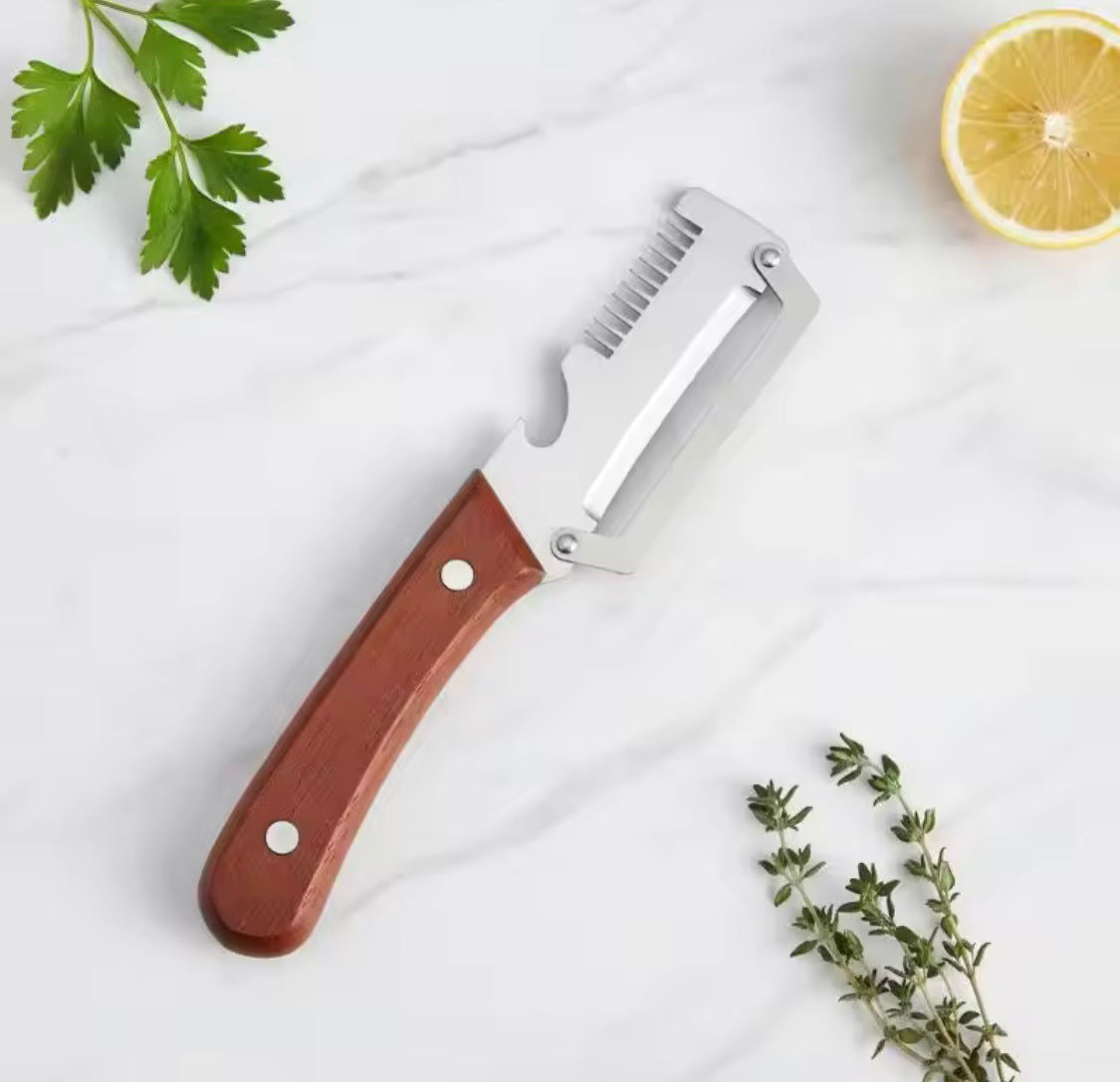 3 In 1 Comb Style Vegetable Peeler With Wooden Handle