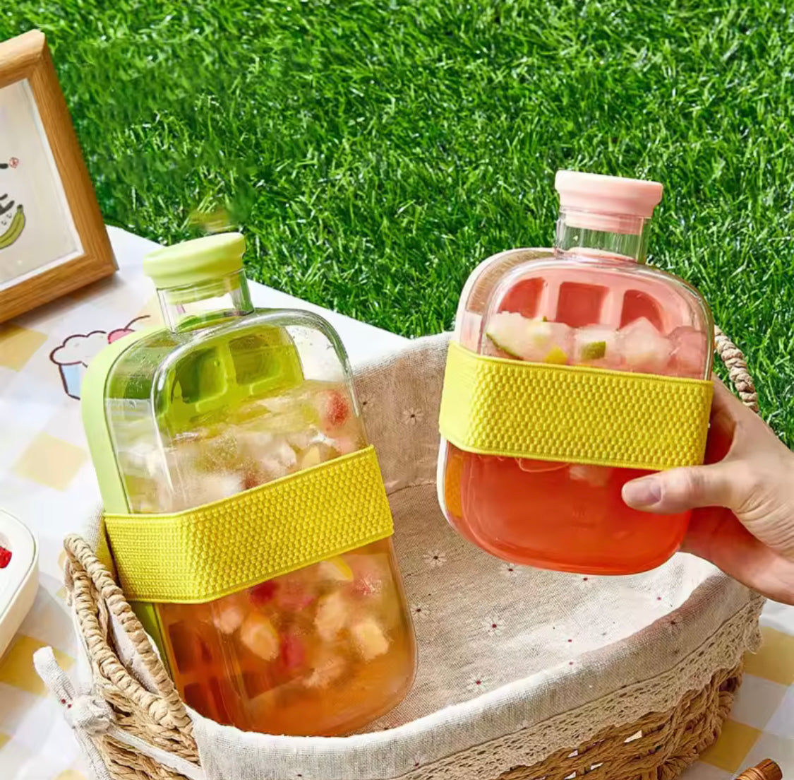 2 In 1 Ice Maker Ice Cube Bottle