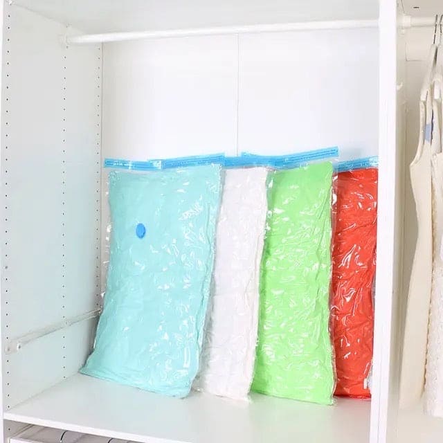 5-Piece Vacuum Storage Bags Space Saver Set with Hand Pump