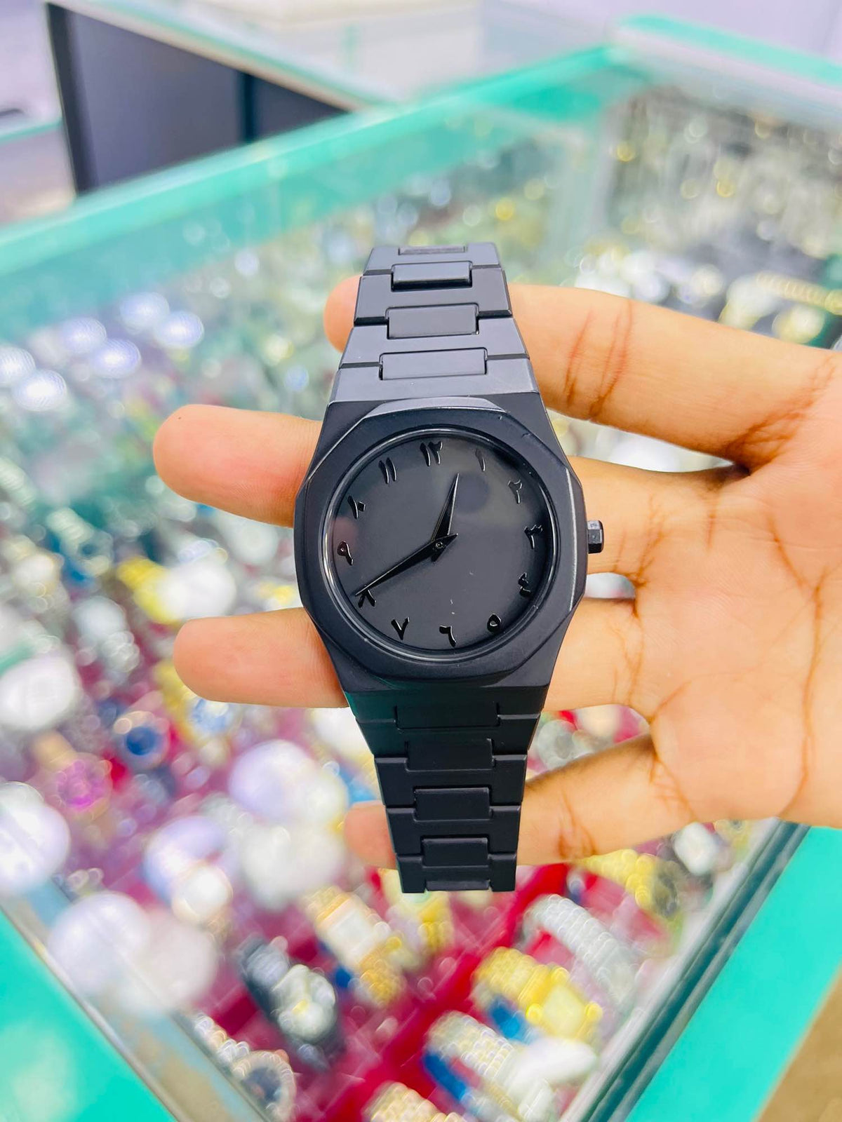 Arabic Aura Quartz Watch With Stainless Steel Chain